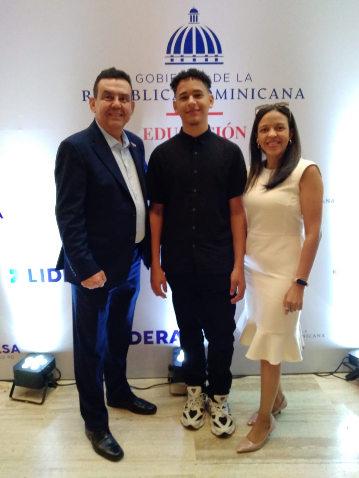 Imagen de la noticia: Premio Indotel al Mérito STEM.